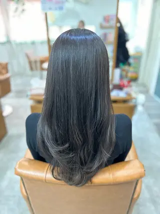 ロング カラー おおた きょうかのヘアスタイル