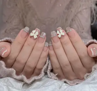 ネイル Queens テイのネイルデザイン