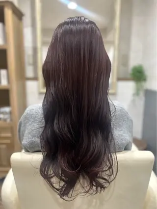ロング 吉田 萌花のヘアスタイル