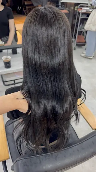 ロング カラー 赤み無し柔らかカラー 【梅田】madokaのヘアスタイル