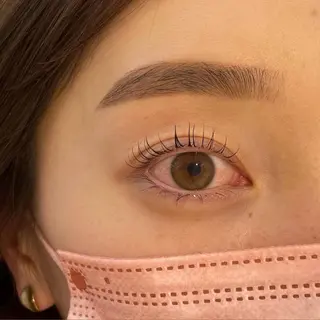 アイブロウ 板垣 沙希のマツエク・マツパデザイン