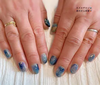 ネイル ショートネイル 森のさんぽ道のネイルデザイン