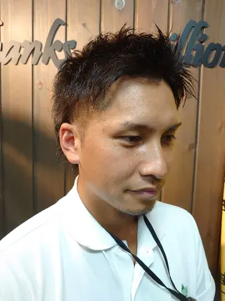 ショート 岡林 選のヘアスタイル