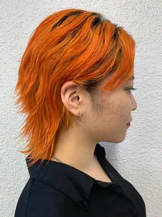 ショート 🧨ブリーチー×ボブ レイヤー💎じゅえるのヘアスタイル