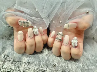 ネイル Luna K.のネイルデザイン