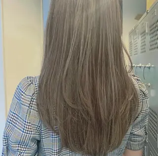 ロング WISTERIA KAORUのヘアスタイル