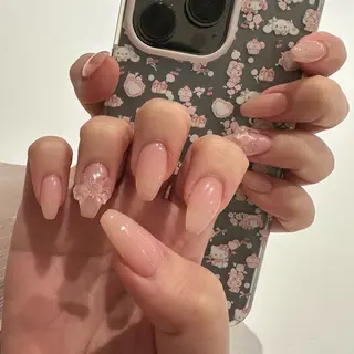 ネイル nami🐰🎀 ガーリー/堺筋本町のネイルデザイン