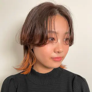 ショート カラー ブリーチ😼 ボブ✍️レイヤーのヘアスタイル