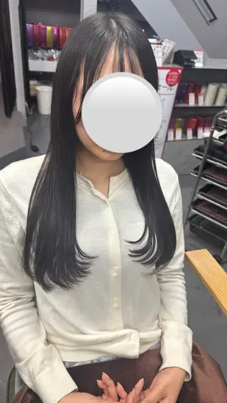 やぶかみ りんのヘアスタイル