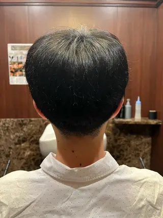 ミディアム メンズ 秋山 琳太のヘアスタイル
