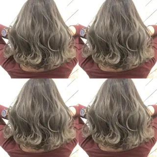 ショート カラー 井上 一平のヘアスタイル