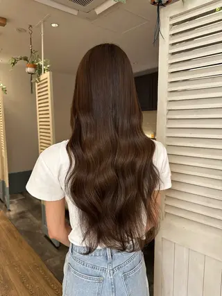 ロング カラー 安丸 結夏のヘアスタイル