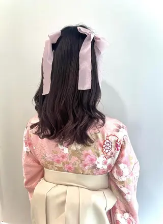 セミロング ヘアアレンジ 青沼夏未/オリーブ/ 寒色カラーのヘアスタイル