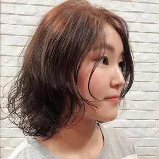 ミディアム カラー 伊藤 さやかのヘアスタイル