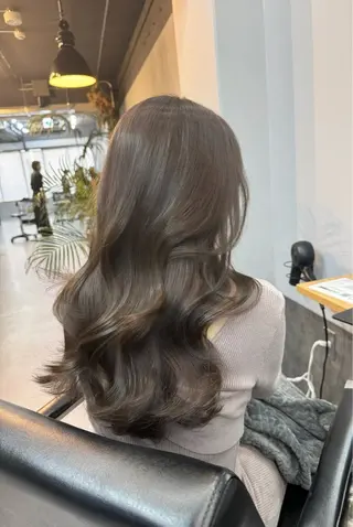 ミディアム カラー 西村あきや トレンド韓国ヘアのヘアスタイル