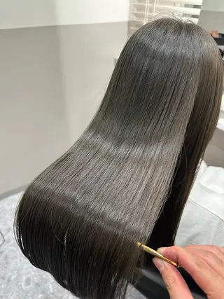 セミロング 彼ウケ抜群🎀垢抜け 艶暗髪🪞一輝のヘアスタイル