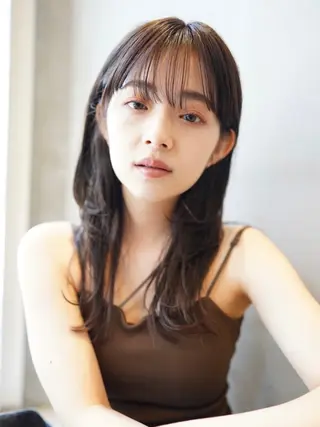 ロング カラー センターパート/ 暖色カラーayuのヘアスタイル