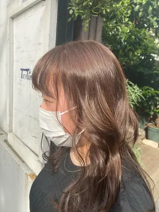 セミロング カラー お任せヘア☘️☘️ 及川渚のヘアスタイル