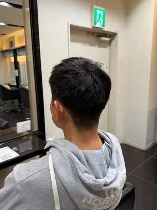 メンズ メンズカット/ ブリーチ/ルナのヘアスタイル