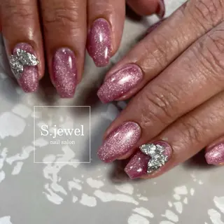 ネイル S. JEWELのネイルデザイン