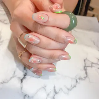 ネイル タカハシ ☆パラジェルのネイルデザイン