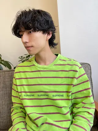 ショート パーマ メンズ 💓パーマ，💗 レイヤーカットのヘアスタイル