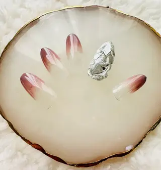 ネイル ニュアンスネイル🌈 MYU Nailsのネイルデザイン
