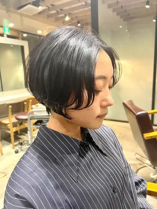 ショート 🌟美髪縮毛矯正🌟 吉田冴一のヘアスタイル