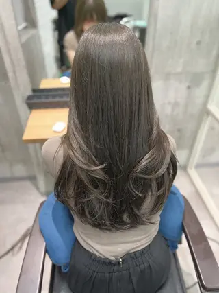 セミロング カラー newi ナカノのヘアスタイル