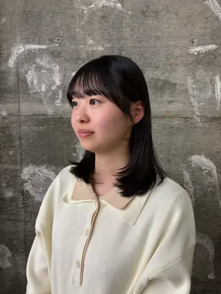 ミディアム 森住 優香のヘアスタイル