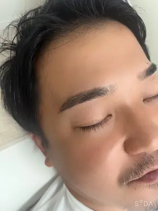 メンズ アイブロウ トレンド眉🌈✨ megumiのマツエク・マツパデザイン