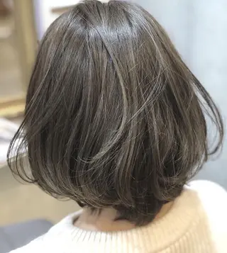 ミディアム ele naのヘアスタイル