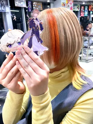 セミロング カラー インナーカラー 推し ブリーチ 髪質改善のヘアスタイル