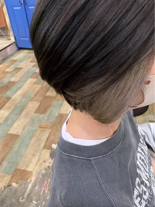 ショート カラー Hair's RooMのヘアスタイル