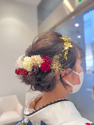 指原 仁のヘアスタイル