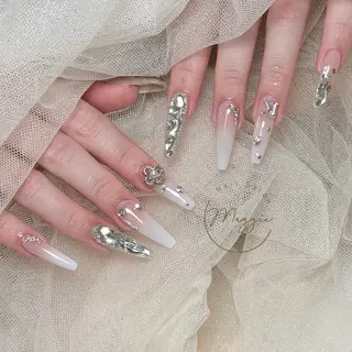 ネイル Maggie Nail🦩のネイルデザイン