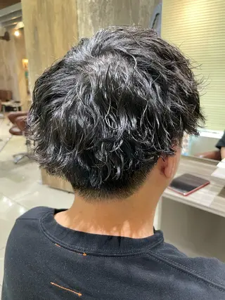 ショート パーマ メンズ 透明感カラー& メンズアイブロウ専門のヘアスタイル