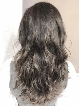 ロング カラー パーマ ヘアアレンジ メンズ キッズ ネイル マツエク・マツパ biscohair 髪にドラマを。のヘアスタイル