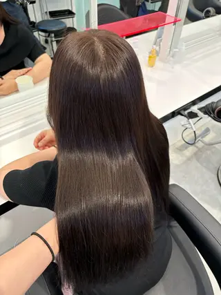 ロング カラー 履歴修正屋さん／ ブロンド／ホワイトのヘアスタイル