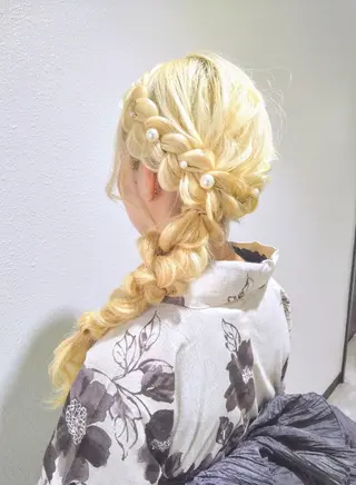 ロング ヘアアレンジ Hair&Make  Delight*のヘアスタイル