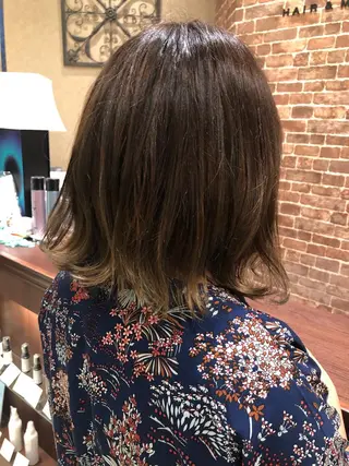 ショート カラー ヘアアレンジ カワサキ ヒナコのヘアスタイル