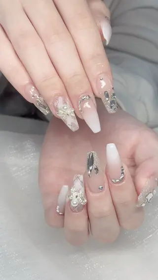 ネイル Rei _Nail 新宿のネイルデザイン