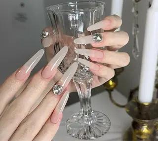 ネイル D-BEAUTY Nailsalonのネイルデザイン