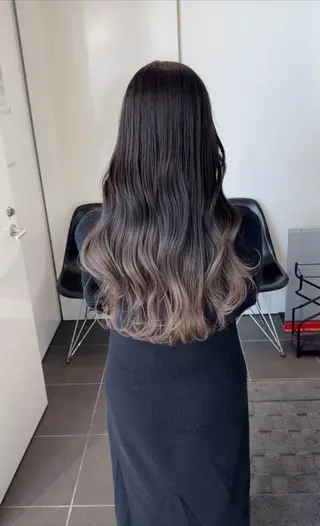 セミロング 公式 Ease by amble luxeのヘアスタイル