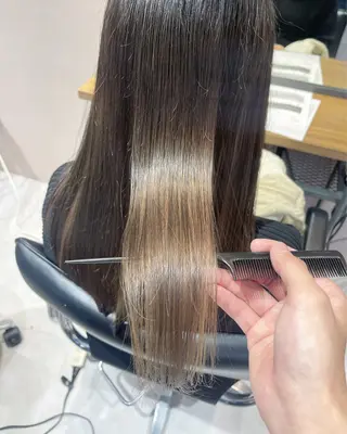 ロング カラー 城間 晴人のヘアスタイル