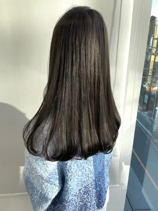 セミロング カラー 青沼夏未/オリーブ/ 寒色カラーのヘアスタイル