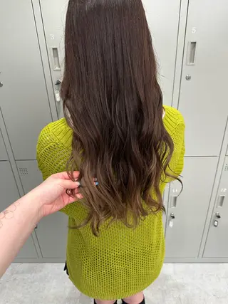 ロング カラー MOE ~ EIGHT ~のヘアスタイル