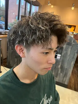 ショート メンズ特化✨パーマス タイル大得意安田海斗のヘアスタイル