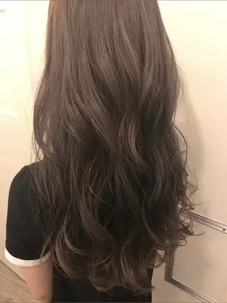 カラー a- chaのヘアスタイル