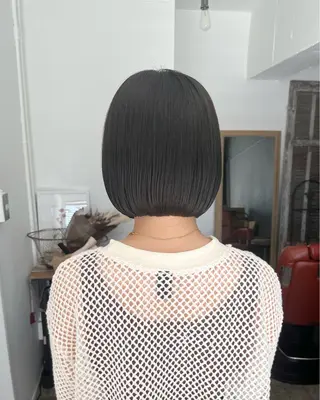 ショート カラー 暗髪とオリーブ🌿 渡辺拓人のヘアスタイル